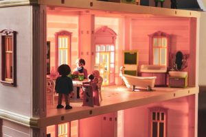 the doll's house summary and analysis